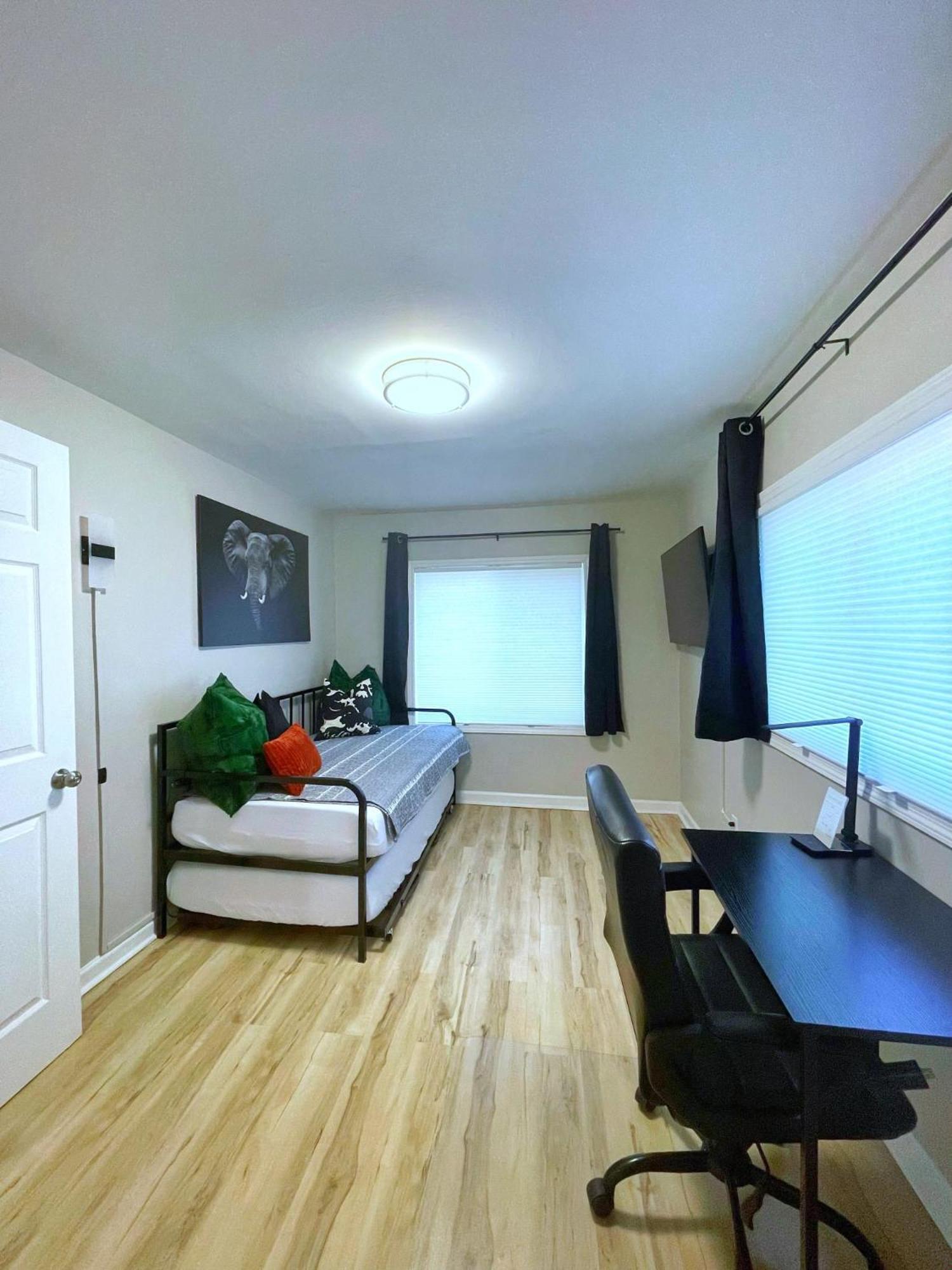 Apartamento *New* The Cozy Haven, 5 Minutes To Atl Airport Atlanta Exterior foto